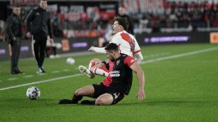 Aún no volvió a Newells del club donde fue campeón y ya lo quiere otro equipo