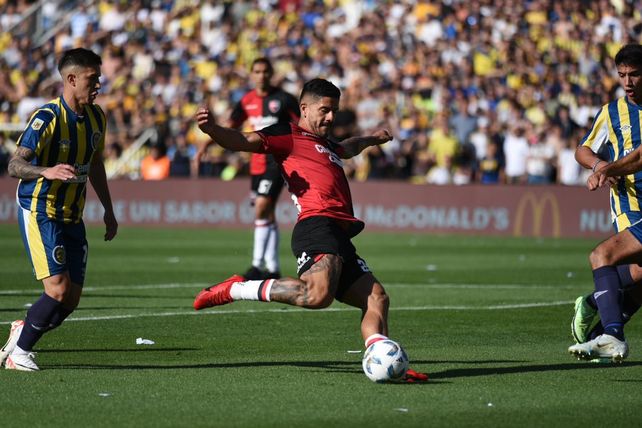 Central lo ganó con un golazo de Malcorra de tiro libre que hizo estallar el Gigante