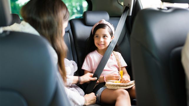 Las recomendaciones de seguridad vial son fundamentales para la protección de los niños.