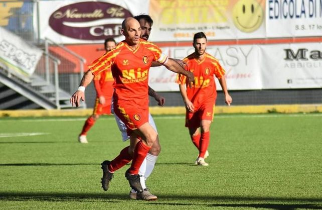 Me tuve que ir de Unión porque me falsificaron la firma