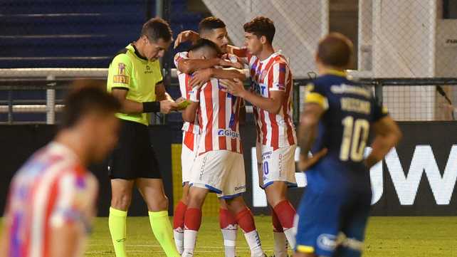 Unión buscará mantenerse con vida frente a Aldosivi