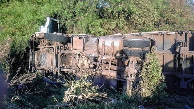 camion-la-picada-ruta-12-2jpg