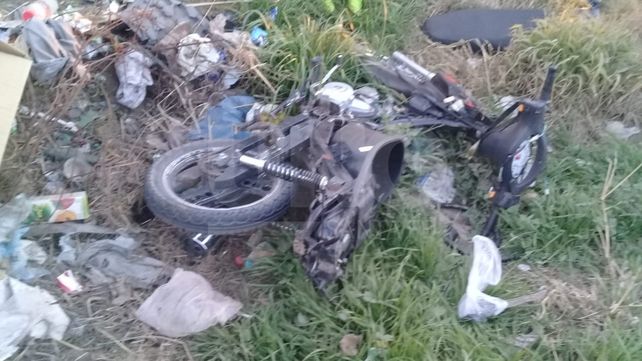 Sigue en coma una de las jóvenes atropelladas por una moto en una parada de colectivos