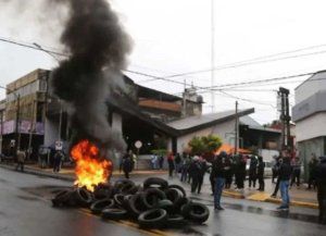 Misiones en llamas: las protestas llegaron hasta la casa del gobernador