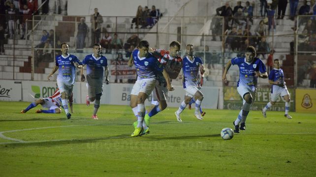 Antecedente. Atlético Paraná y Gimnasia igualaron 0-0 en el Mutio por la primera fase de la presente temporada.&nbsp;