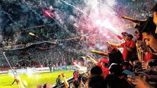 Colón lanzó la venta de palcos y plateas para el duelo ante Huracán