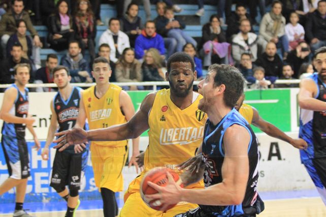 El Negro volvió con todo a la élite del básquet