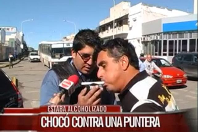 Un automovilista excedido de alcohol chocó una puntera en Cinco Esquinas
