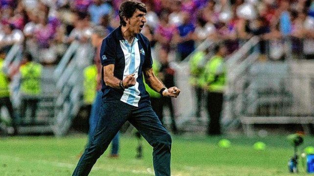 Sorpresa en Racing por la sanción que la Conmebol le aplicó a Costas Sorpresa en Racing por la sanción que la Conmebol le aplicó a Costas
