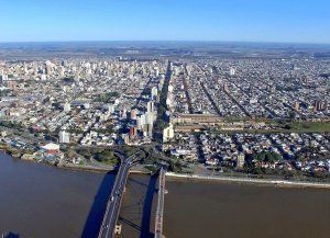 La ciudad tendrá su bandera: los santafesinos ya pueden elegir entre las tres opciones disponibles