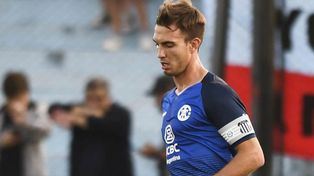 Presiona. Komar dijo que está “cómodo en Talleres” pero admitió que su sentimiento es el de jugar en Central.