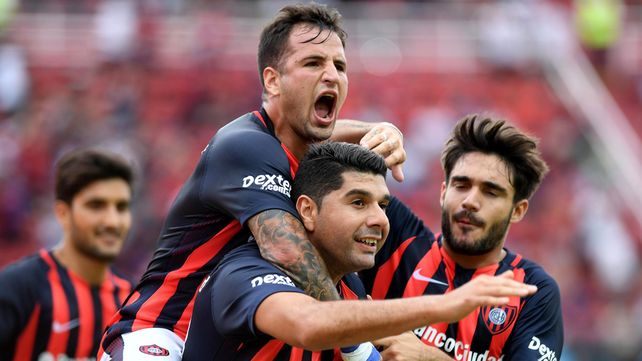 San Lorenzo le ganó a Belgrano y alcanzó a Boca en la punta del torneo