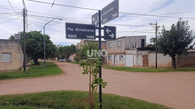 Inseguridad. Los vecinos de barrio Transporte denunciaron que viven presos dentro de sus viviendas y los delincuentes andan libres por las calles a los tiros.&nbsp;