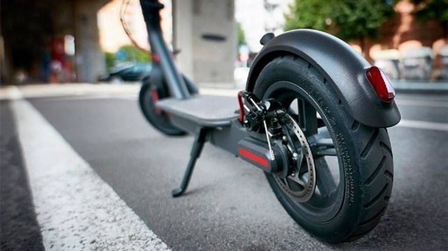 Los monopatines eléctricos todavía circulan en un limbo regulatorio