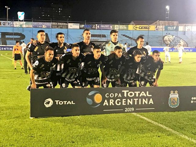 Estudiantes de Buenos Aires será rival de Colón en Copa Argentina