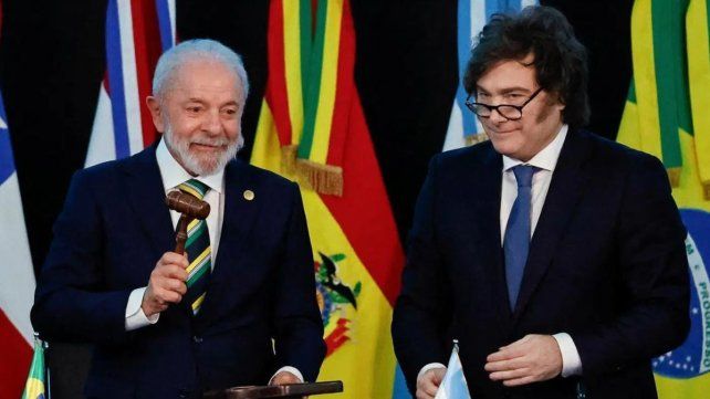 Otros tiempos: el presidente de Argentina Javier Milei coincidía en una reunión con el presidente de Brasil