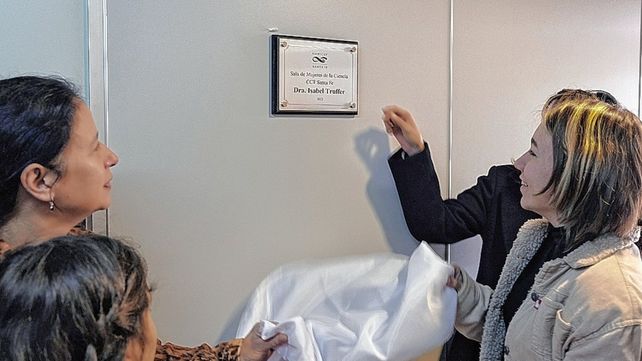Se inauguró la Sala Mujeres de la Ciencia Dra. Isabel Truffer