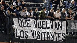 Por ahora está fría la vuelta de los visitantes a los estadios