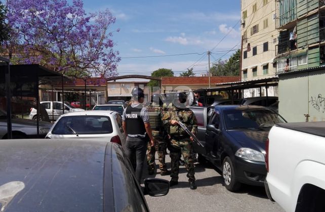 Allanamientos en El Pozo y en otros barrios de la ciudad.&nbsp; 