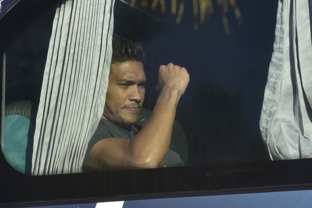 El padre de Teo Gutiérrez finalmente reveló cuál será el futuro del delantero