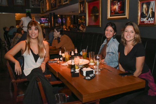 Maria José Aguirre, Lucia Esposito y Candela Guerrini