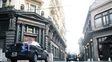 Cruce. Ayer se reabrió el tránsito por calle Santa Fe a la altura de Sarmiento.