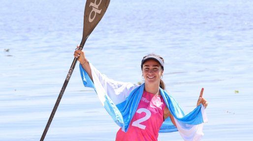 Histórico 1-2  en el Stand Up Paddle: oro para Juliette Duhaime y plata para Lucía Clembosky