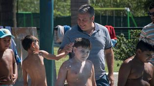 Pequeños timbuenses. Más de 500 chicos participaron de la colonia y al jefe comunal se lo vio presente.