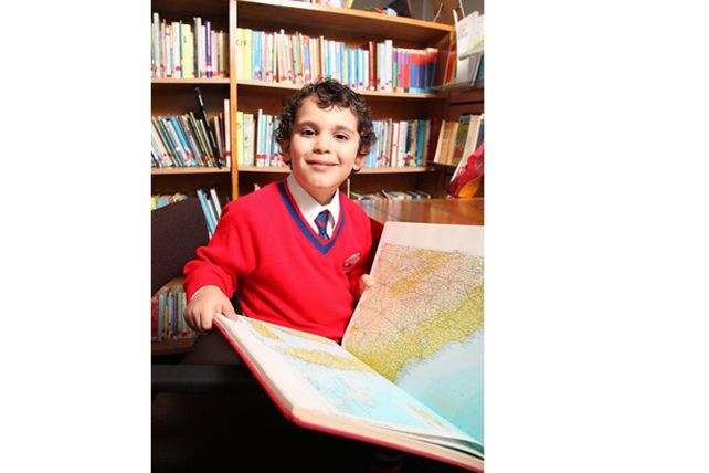 Un niño de 4 años tiene el mismo coeficiente intelectual que Einstein
