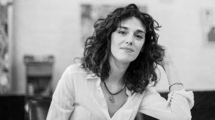 La presentación de Volúmenes reunidos bajo la luz, de Mariana Bolzán, será en Casa Boulevard, el jueves 13 de julio a las 20.