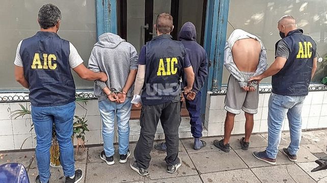 Cayeron presos cuatro tiratiros del Barrio San Lorenzo por abuso de armas y varias usurpaciones