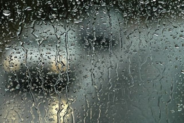 Rige un alerta por tormentas fuertes para el centro-sur provincial