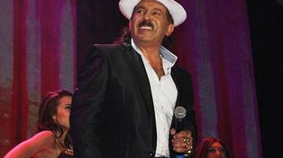 Antonio Ríos tiene una carrera artística con la cumbia. Primero, en grupos, y luego solista.