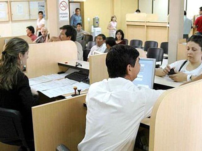 Los empleados públicos cobran 71 por ciento más la hora que los privados