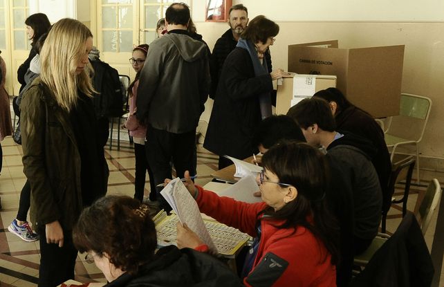 Masiva concurrencia de electores en estas elecciones primarias.