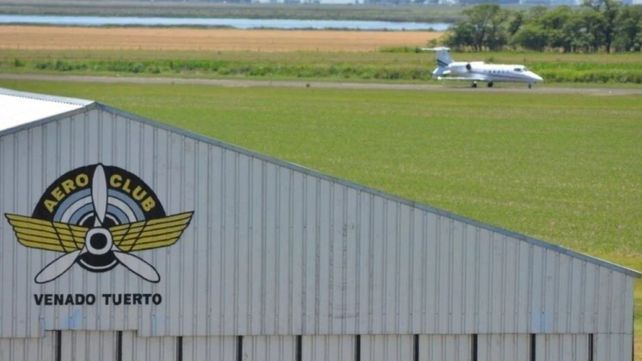 La aerolínea que lideran tres chicos de 20 años canceló su primer vuelo: Venado Tuerto-Buenos Aires