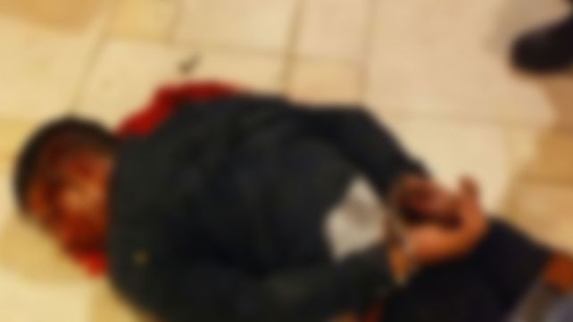 Comensales de un club santafesino golpean y reducen a un ladrón en plena cena