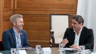 Lisandro Catalán y Rogelio Frigerio firmaron un acuerdo entre el Renaper y el municipio de Gualeguaychú.