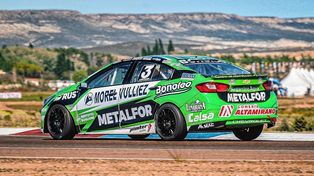 El piloto de Lobería con el Chevrolet Cruze se llevó una ajustada clasificación en Chubut.