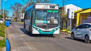 Circuló entre los choferes del transporte urbano nucleados en UTA la versión extraoficial de la realización de un paro desde mañana. El sindicato lo negó