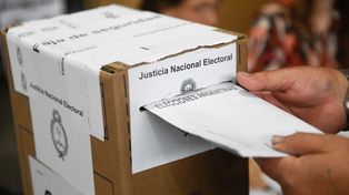A 40 años de la elección que marcó el retorno de la democracia, el título del documento de la Cámara Nacional Electoral