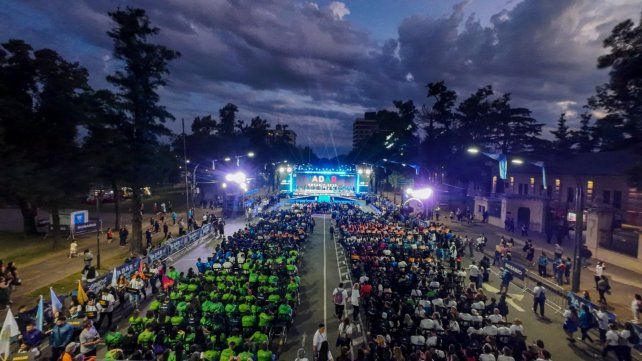 Los Jadar tuvieron su cierre este domingo por la noche en Rosario.
