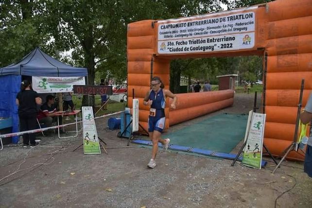 Nacional de Triatlón: Yamila Alarcón rumbo a la final