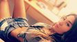 jimena baron va detras de maluma y ahora hasta le dejo un comentario en instagram