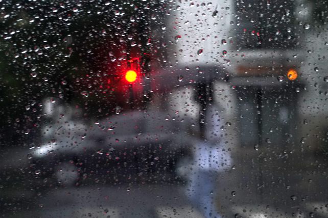 Rosario y gran parte del país están bajo alerta meteorológico por tormentas