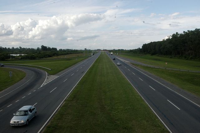 Desde el martes, la provincia toma las riendas de la autopista Santa Fe-Rosario