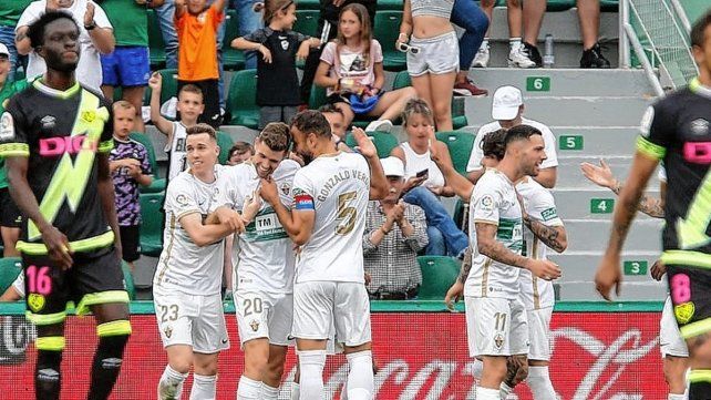 El Elche de Sebastián Beccacece goleó a Rayo Vallecano en España.&nbsp;