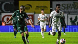 Sarmiento y Newells empataron 0-0 en la apertura de la 19° fecha.