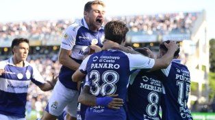 Gimnasia se impuso ante Vélez y se ilusiona con jugar los Playoffs del Clausura.