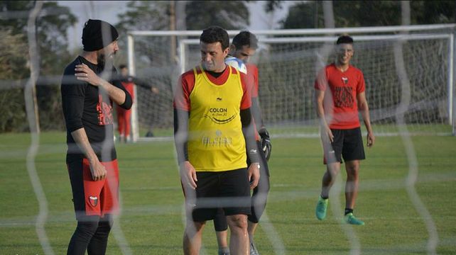 Eduardo Domínguez confirmó que Pablo Ledesma no seguirá en Colón